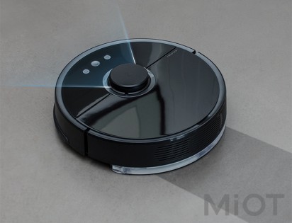 Робот пилосос миючий Xiaomi Roborock Vacuum Cleaner 2 Black S55